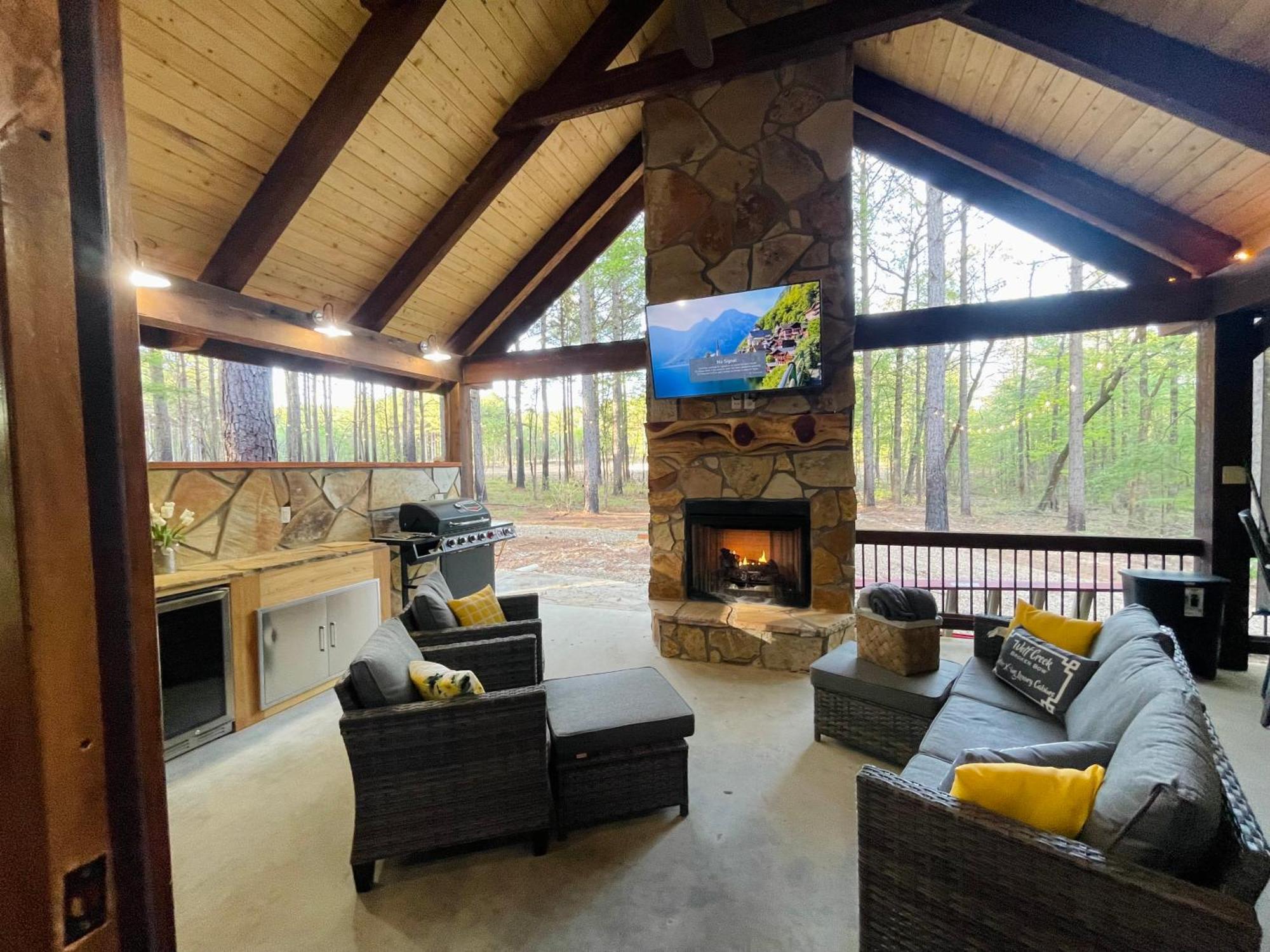 Wolf Creek Luxury Cabin Broken Bow Eksteriør billede
