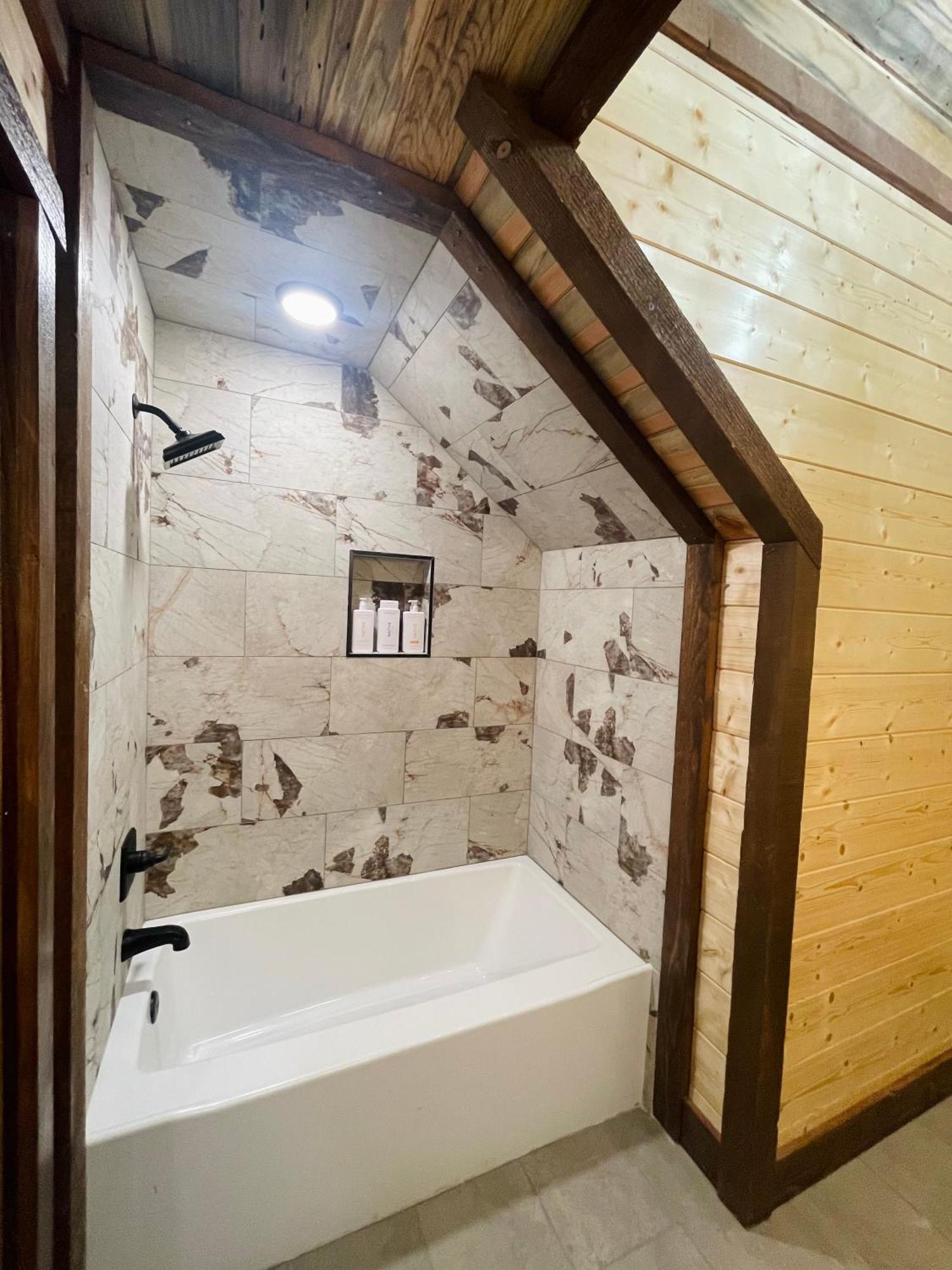 Wolf Creek Luxury Cabin Broken Bow Eksteriør billede