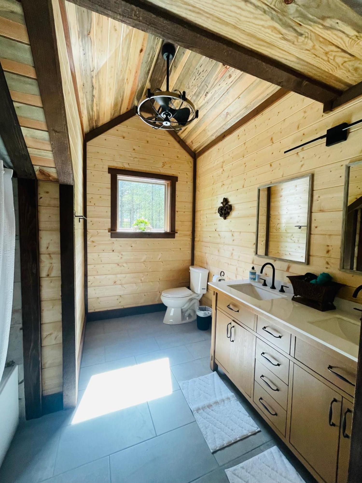 Wolf Creek Luxury Cabin Broken Bow Eksteriør billede