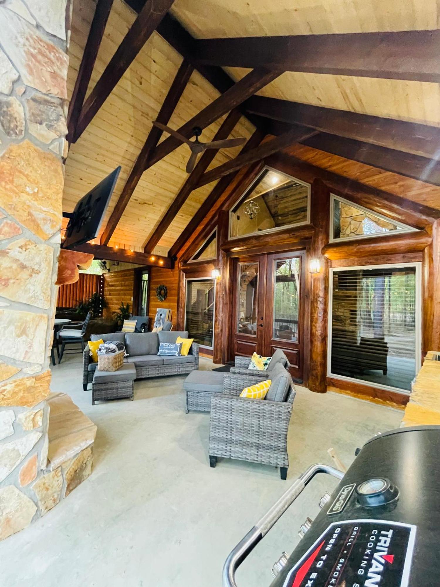 Wolf Creek Luxury Cabin Broken Bow Eksteriør billede