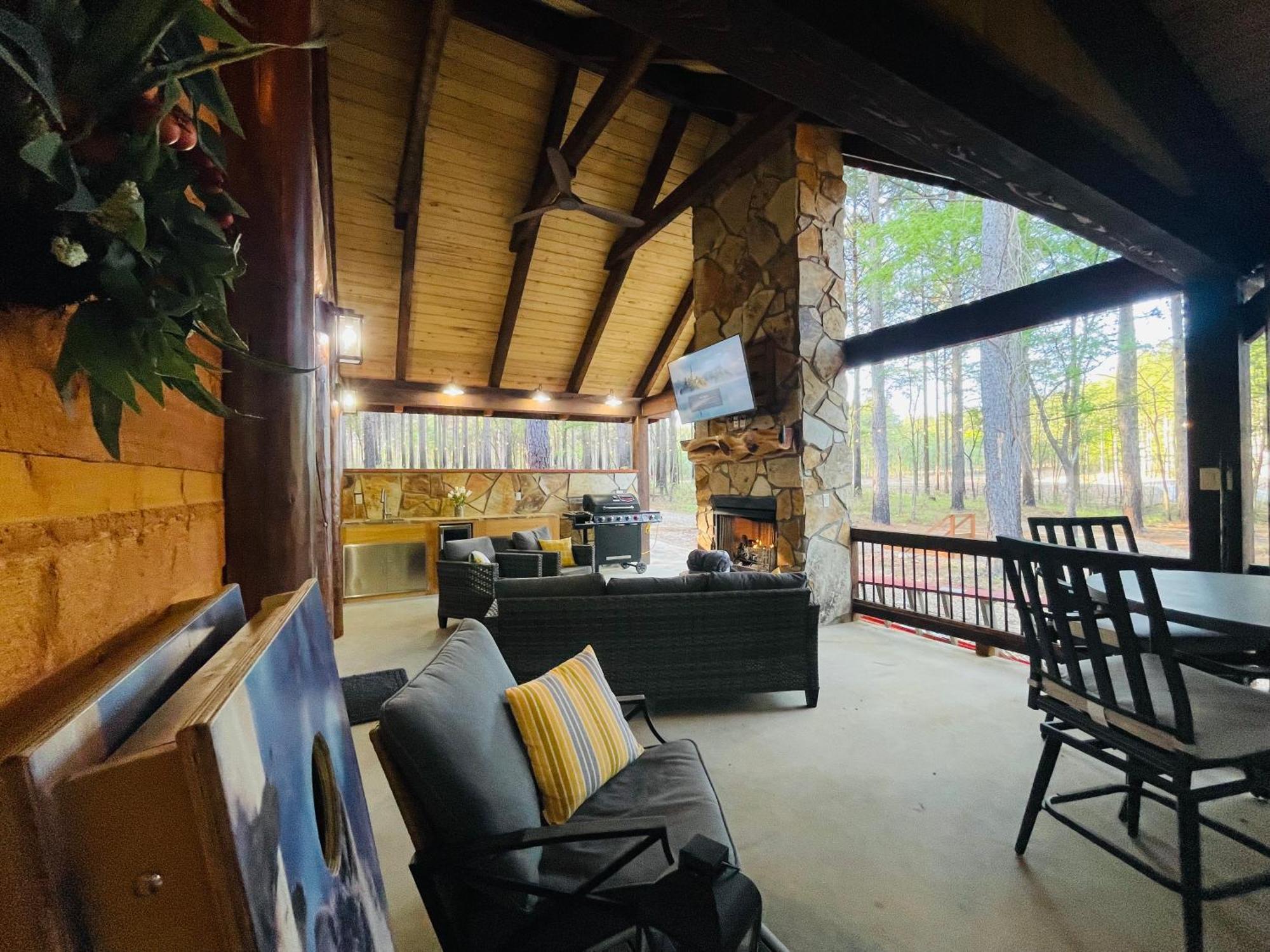 Wolf Creek Luxury Cabin Broken Bow Eksteriør billede