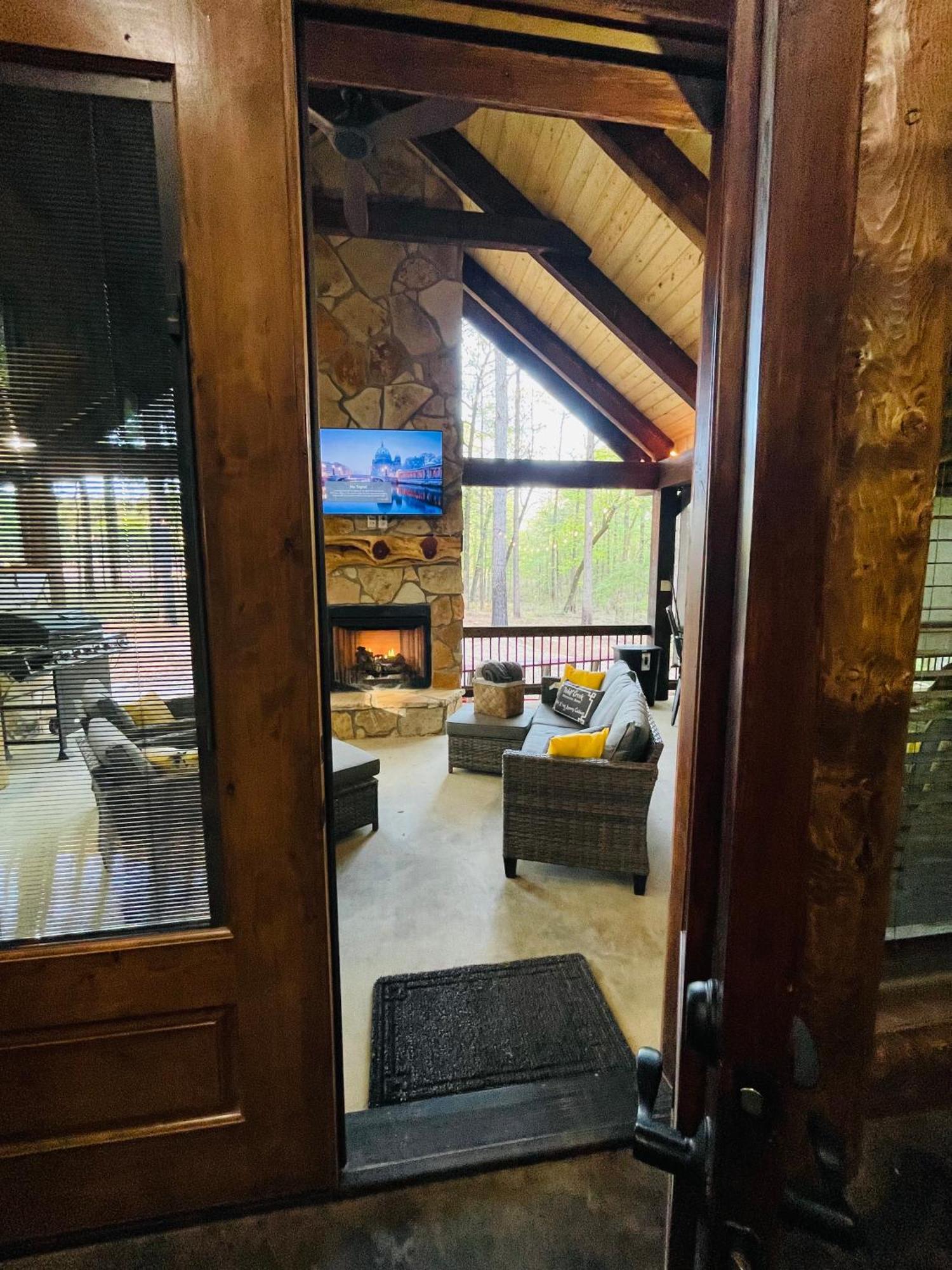 Wolf Creek Luxury Cabin Broken Bow Eksteriør billede